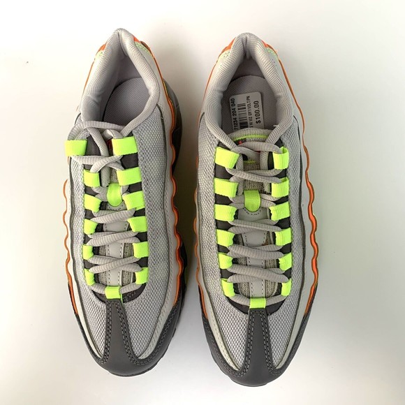 Nike Kids Air Max 95 905348-019 Gray Lace Up Running Shoes Size 4Y / Women’s 5.5 - Picture 2 of 7